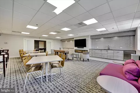 Other - 250 President St #306, Baltimore, MD 21202 photo 14 of 17