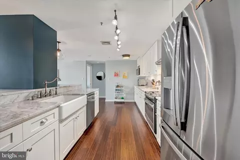 Kitchen - 250 President St #306, Baltimore, MD 21202 photo 1 of 6