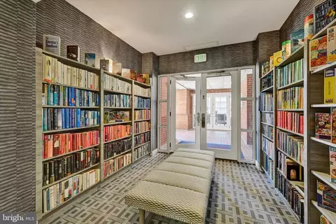 Other - 250 President St #306, Baltimore, MD 21202 photo 15 of 17