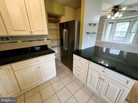 Kitchen - 3705 Bancroft Rd, Baltimore, MD 21215 photo 6 of 8