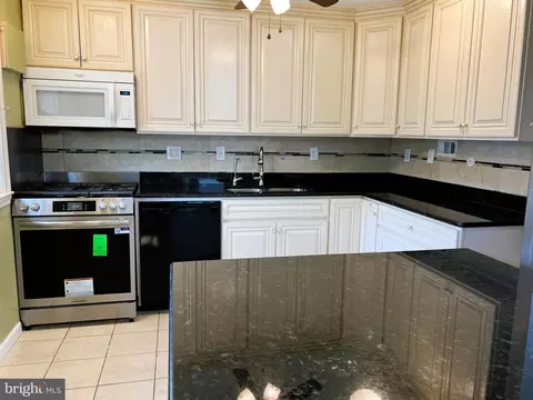 Kitchen - 3705 Bancroft Rd, Baltimore, MD 21215 photo 3 of 8