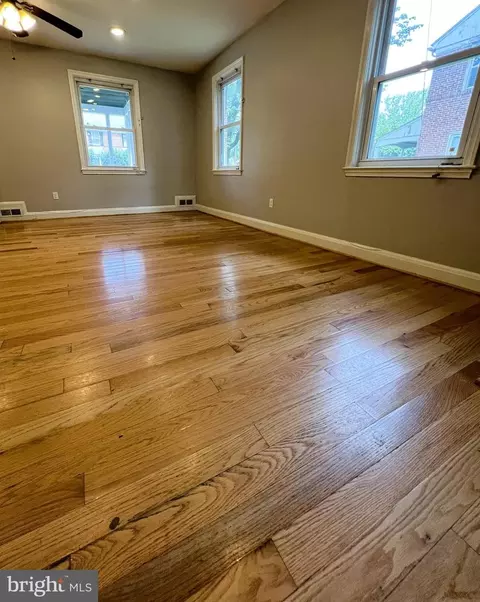 Living - 3705 Bancroft Rd, Baltimore, MD 21215 photo 3 of 6