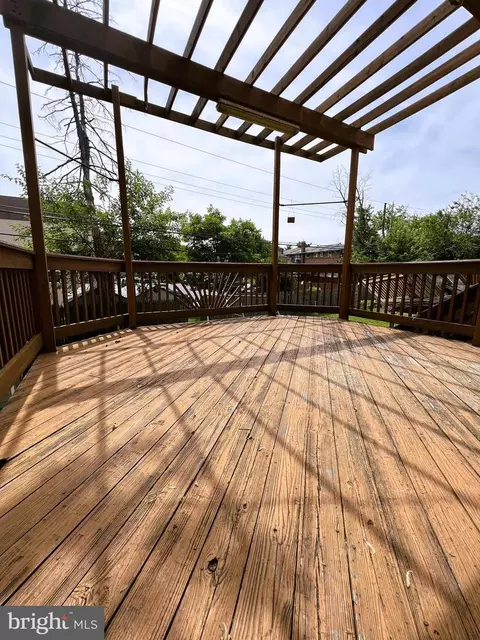Exterior - 3705 Bancroft Rd, Baltimore, MD 21215 photo 5 of 10