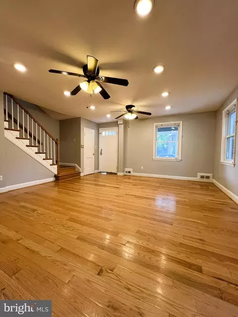 Living - 3705 Bancroft Rd, Baltimore, MD 21215 photo 2 of 6