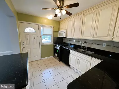 Kitchen - 3705 Bancroft Rd, Baltimore, MD 21215 photo 7 of 8