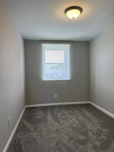 Bedroom - 2908 Mallview Rd, Baltimore, MD 21230 photo 4 of 4
