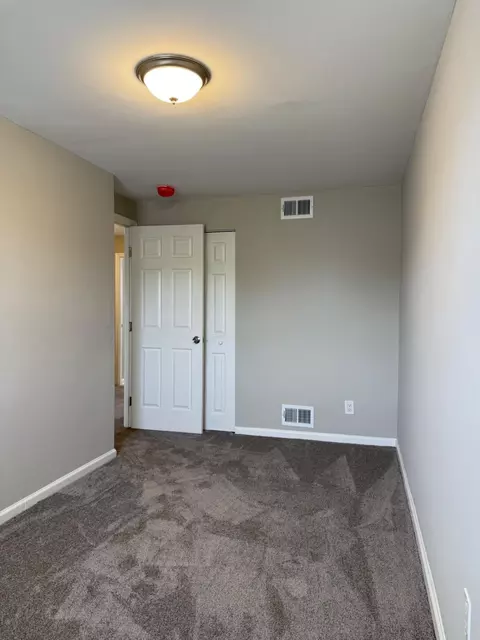 Bedroom - 2908 Mallview Rd, Baltimore, MD 21230 photo 3 of 4