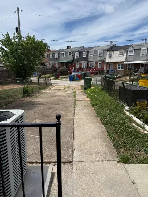 Exterior - 2908 Mallview Rd, Baltimore, MD 21230 photo 2 of 2