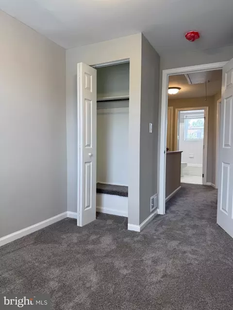Entry Way - 2908 Mallview Rd, Baltimore, MD 21230 photo 1 of 1