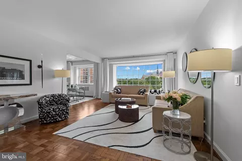 3601 Greenway #806, Baltimore, MD 21218