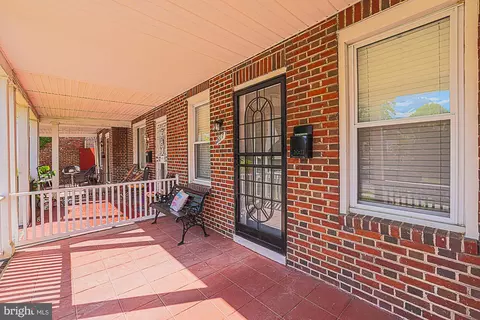 Exterior - 2117 Park Ave, Baltimore, MD 21217 photo 3 of 6