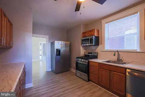 Kitchen - 2117 Park Ave, Baltimore, MD 21217 photo 1 of 1