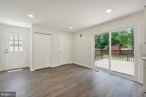 Entry Way - 5516 Ritter Ave, Baltimore, MD 21206 photo 4 of 4