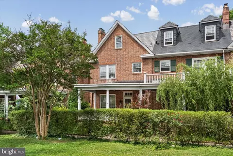Exterior - 7 York Ct, Baltimore, MD 21218 photo 4 of 7