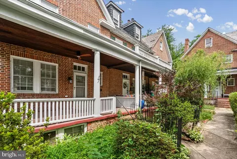 Exterior - 7 York Ct, Baltimore, MD 21218 photo 2 of 7