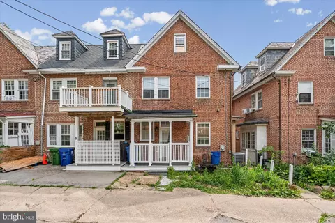 Exterior - 7 York Ct, Baltimore, MD 21218 photo 7 of 7