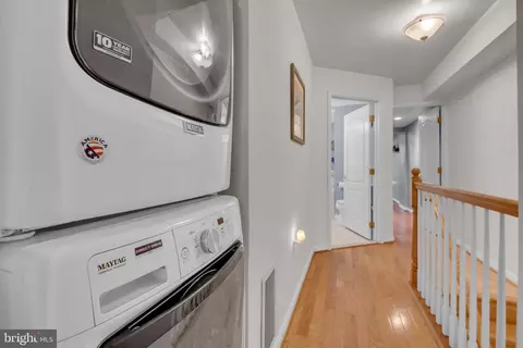 Entry Way - 923 S Decker Ave, Baltimore, MD 21224 photo 5 of 5