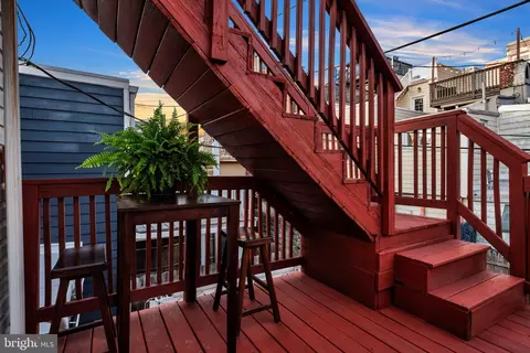Exterior - 923 S Decker Ave, Baltimore, MD 21224 photo 3 of 7
