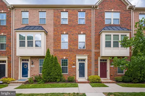 836 S Macon St, Baltimore, MD 21224