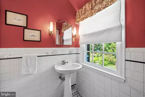 330 Broadmoor Rd, Baltimore, MD 21212 photo 23