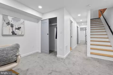 Entry Way - 3306 E Lombard St, Baltimore, MD 21224 photo 4 of 4