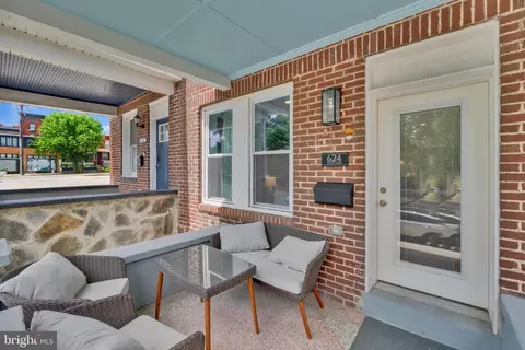 Exterior - 624 W 33rd St, Baltimore, MD 21211 photo 1 of 3