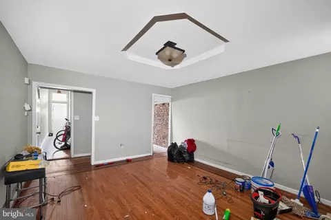 Entry Way - 1927 E Baltimore St, Baltimore, MD 21231 photo 2 of 9