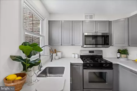 Kitchen - 1504 William St, Baltimore, MD 21230 photo 3 of 3