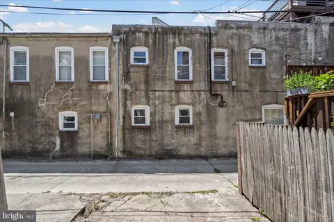 Exterior - 1504 William St, Baltimore, MD 21230 photo 8 of 10