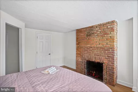 Bedroom - 1504 William St, Baltimore, MD 21230 photo 3 of 7