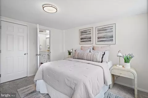 Bedroom - 1504 William St, Baltimore, MD 21230 photo 5 of 7