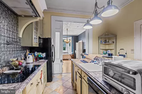 Kitchen - 1210 Eutaw Pl, Baltimore, MD 21217 photo 9 of 13