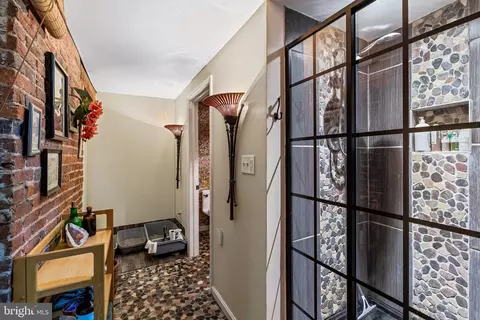 Entry Way - 1210 Eutaw Pl, Baltimore, MD 21217 photo 9 of 9