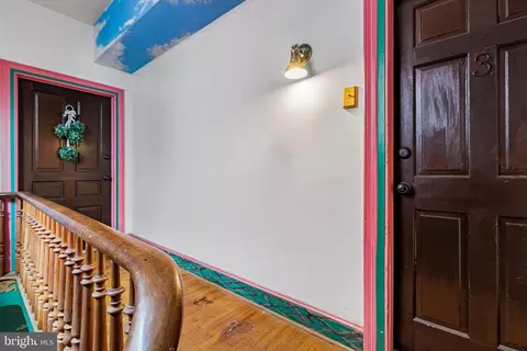 Entry Way - 1210 Eutaw Pl, Baltimore, MD 21217 photo 4 of 9