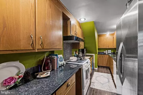 Kitchen - 1210 Eutaw Pl, Baltimore, MD 21217 photo 11 of 13