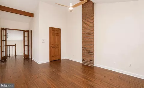 Entry Way - 115 E West St, Baltimore, MD 21230 photo 6 of 6