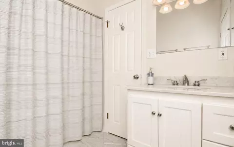 Bath - 115 E West St, Baltimore, MD 21230 photo 1 of 1