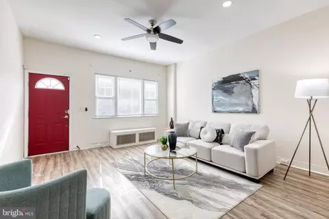 Living - 3522 E Baltimore St, Baltimore, MD 21224 photo 2 of 2