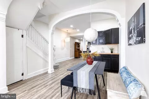Entry Way - 3522 E Baltimore St, Baltimore, MD 21224 photo 3 of 10