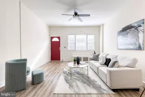 Living - 3522 E Baltimore St, Baltimore, MD 21224 photo 1 of 2