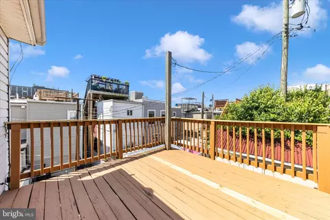 Exterior - 922 S Decker Ave, Baltimore, MD 21224 photo 7 of 10