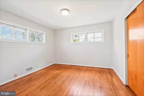 Bedroom - 6216 Mcclean Blvd, Baltimore, MD 21214 photo 1 of 4