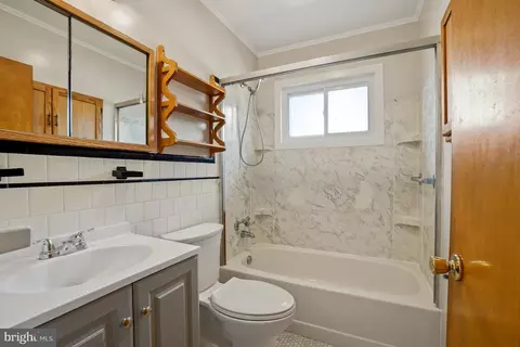 Bath - 6216 Mcclean Blvd, Baltimore, MD 21214 photo 1 of 2