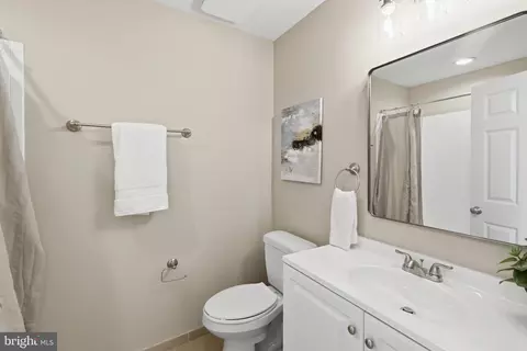 Bath - 733 E Preston St, Baltimore, MD 21202 photo 2 of 2