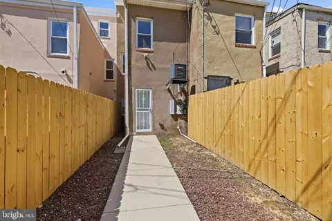 Exterior - 733 E Preston St, Baltimore, MD 21202 photo 3 of 3