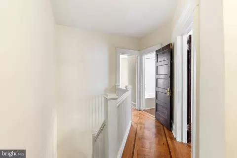 Entry Way - 608 E 33rd St, Baltimore, MD 21218 photo 3 of 4