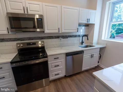 Kitchen - 3010 Baker St, Baltimore, MD 21216 photo 2 of 3