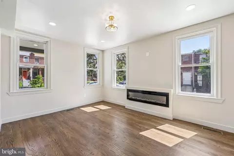 Living - 761 E 36th St, Baltimore, MD 21218 photo 3 of 4