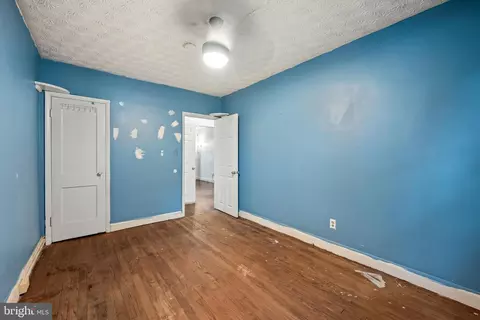 Bedroom - 4140 6th St, Baltimore, MD 21225 photo 3 of 11