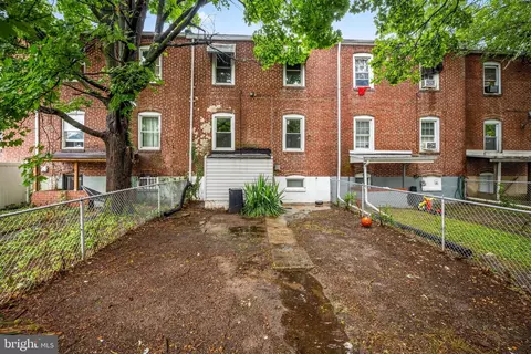 Exterior - 4140 6th St, Baltimore, MD 21225 photo 3 of 4